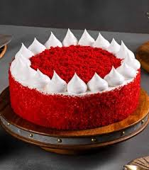 Red Velvet Kitkat Cake (2pound)